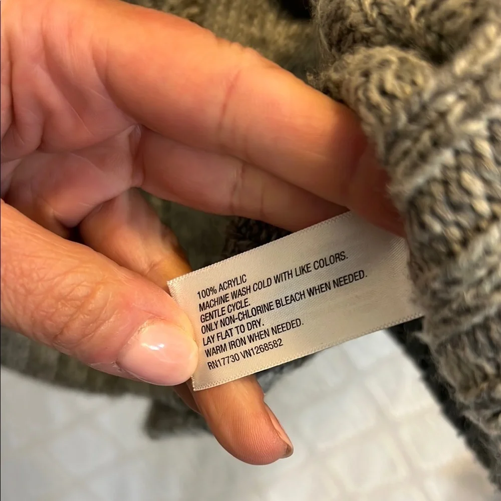 Mossimo Women’s Gray Knit Sweater, Size Large - Picture 4 of 6